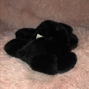 NWT fuzzy black slippers